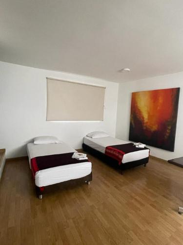 Standard Quadruple Room image 10