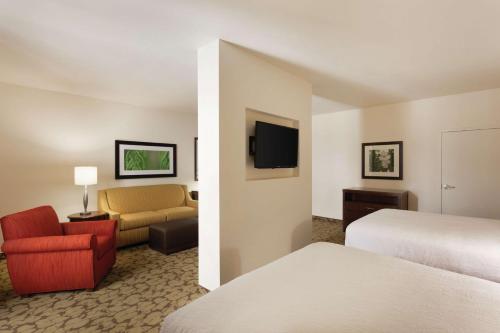 Hilton Garden Inn Rochester Downtown - image 7