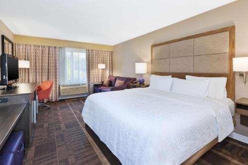 Hampton Inn By Hilton Waterbury