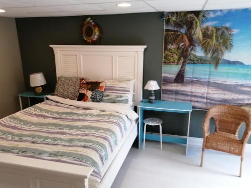 Tranquil Bay Lodge, 3 min walk to sand beach in Lambton Shores (ON)