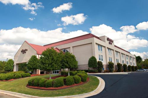 Hampton Inn Cornelia - Hotel