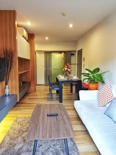 Hill Myna Condo by Bcare - Two Bedrooms