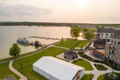Hotel Canandaigua, Tapestry Collection By Hilton in Canandaigua, USA