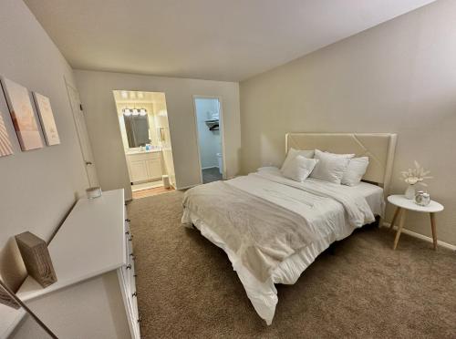 . Cozy Apartment in Frederick