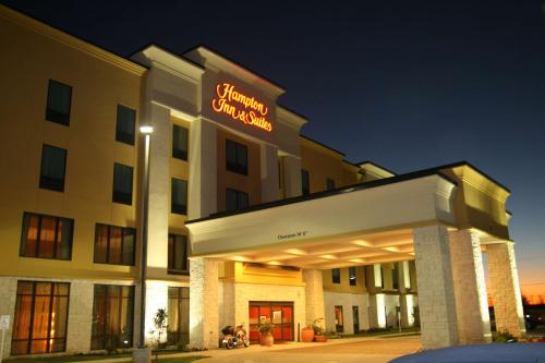 Pohled zvenku, Hampton Inn & Suites Bastrop in Bastrop (TX)