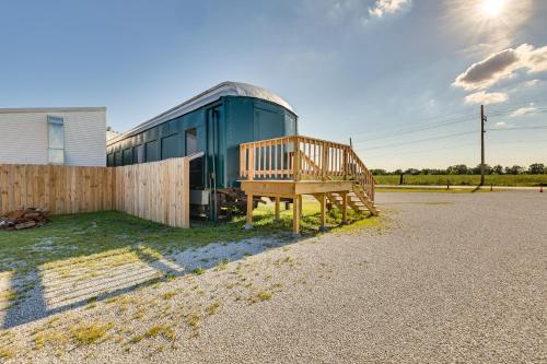 Charming Converted Railcar Studio in Joplin!