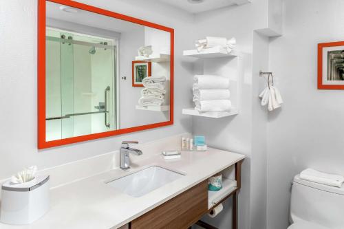 Hampton Inn Miami/Dadeland - image 10