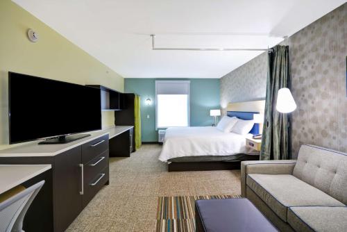 Home2 Suites By Hilton Maumee Toledo - image 8