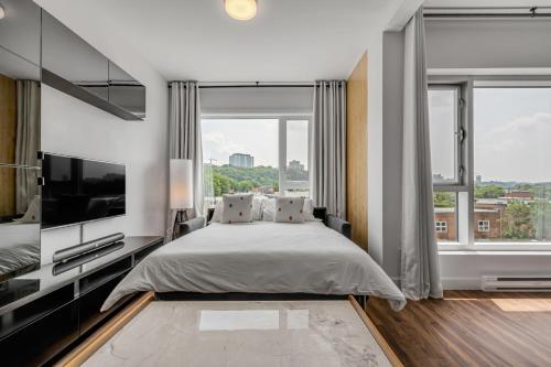 Initial / Spritz / Downtown Qc +STAT Initial / Spritz / Downtown Qc +STAT