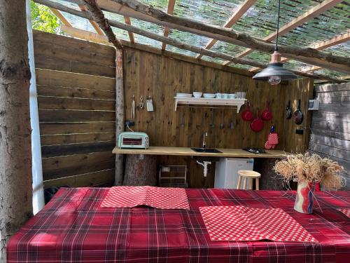 Iekārtas, Glamping Návary s bazénem (Glamping Navary s bazenem) in Nova Bistrice