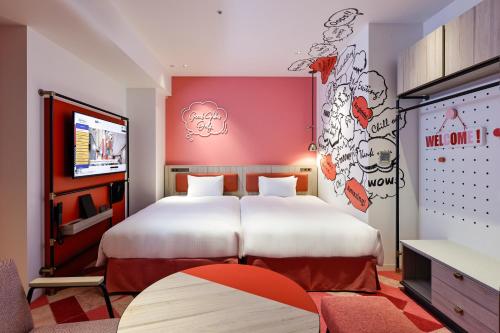 room detail thumbnail 1