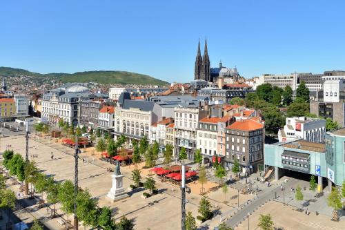 Apparthotel Privilodges Carré de Jaude - image 13