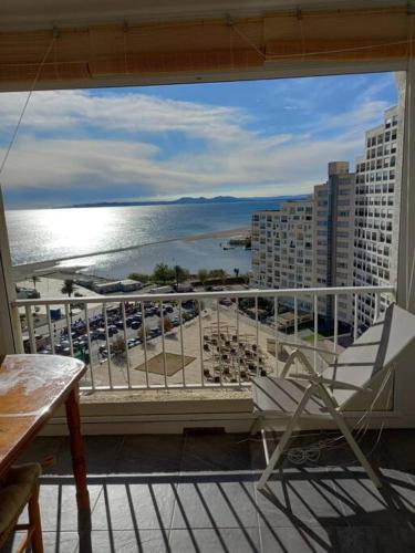 San Lluis Apartamento vistas mar delante playa Empuriabrava