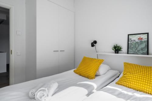3 bedrooms, 6 beds