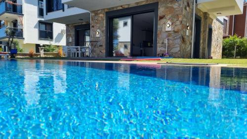 5 bedrooms, 5 beds
