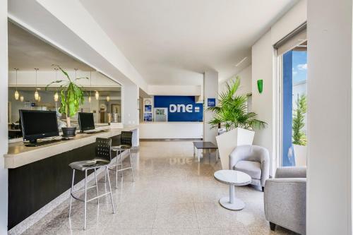 Lobby, One Guadalajara Periférico Norte in San José del Bajío