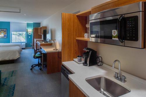 Home2 Suites St. Louis / Forest Park