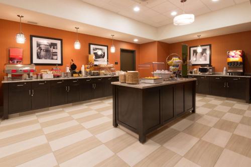 Photo - Hampton Inn & Suites Albuquerque North/I-25