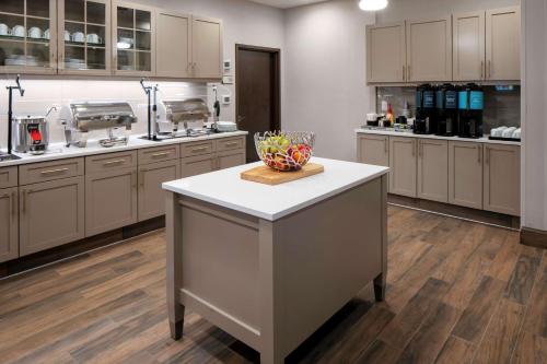 Homewood Suites By Hilton Greensboro Wendover Nc - image 5