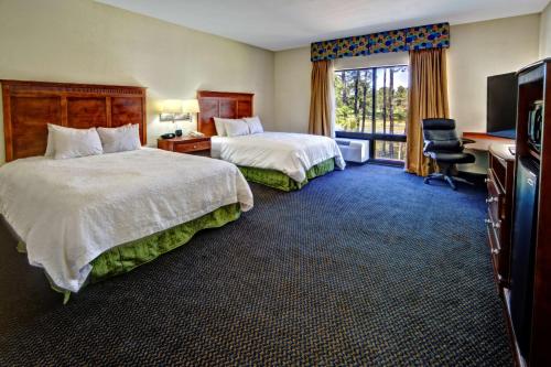 Hampton Inn Quincy - image 9