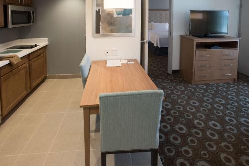 Homewood Suites By Hilton Paducah - image 3