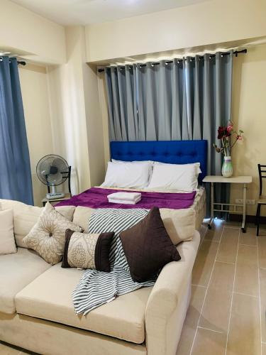 One Palm Tree Villas Condominium - Studio 5M with Balcony - Across Terminal 3 Airport One Palm Tree Villas Condominium - Studio 5M with Balcony - Across Terminal 3 Airport