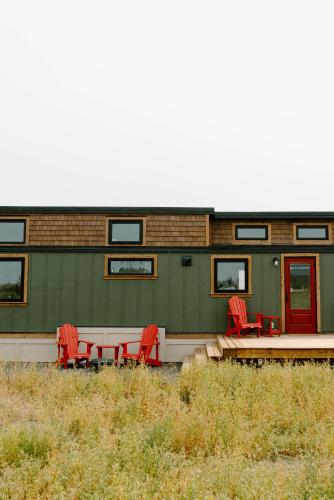 Ogre Acres Tiny Home - Apartment - Armstrong