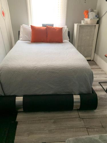 Cassandra’s Private Room Getaway Heart of Brooklyn in Brooklyn, USA