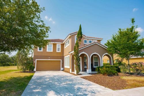 6 Bedroom Pool Home Solterra Resort in Davenport, USA