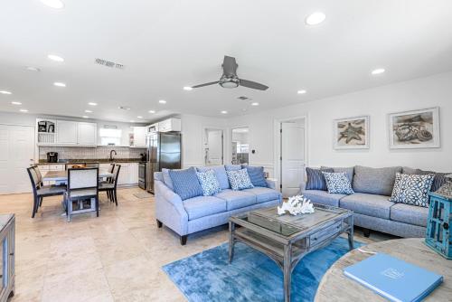 Sugar Shores - image 10