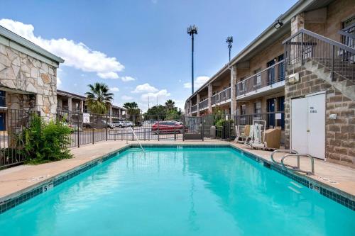 Motel 6 San Antonio, TX - Northwest Medical Center - 전망