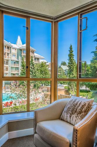 Pogled, Cascade Lodge by Elevate in Whistler (BC)