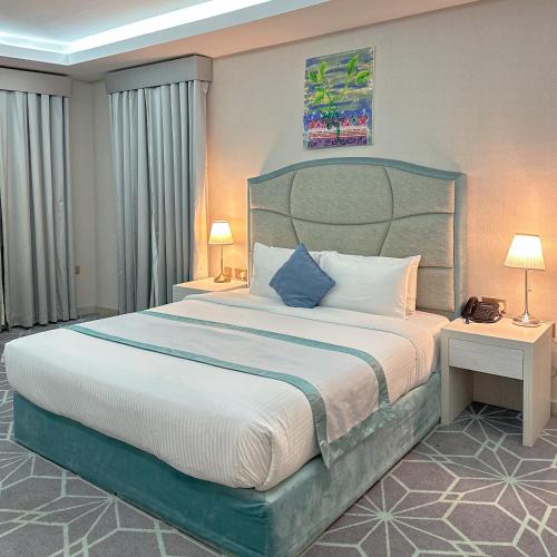 King Suite image 5