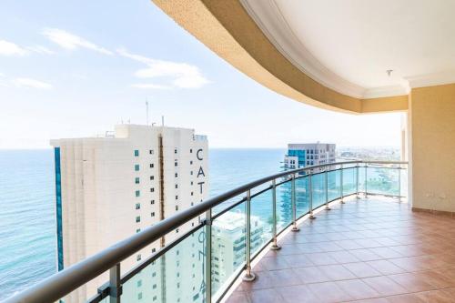 3 BDR Ocean View luxury Apartment . Sleeps 6 - image 4