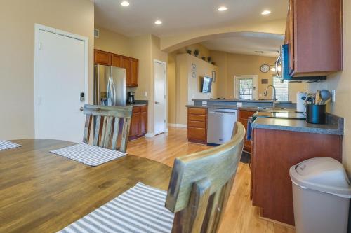 Bright Peoria Home with Gas Grill and Fire Pit!