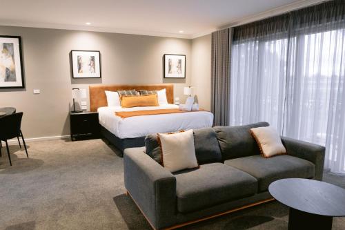 ワガ RSL クラブ モーテル (Wagga RSL Club Motel) near ワガワガ空港