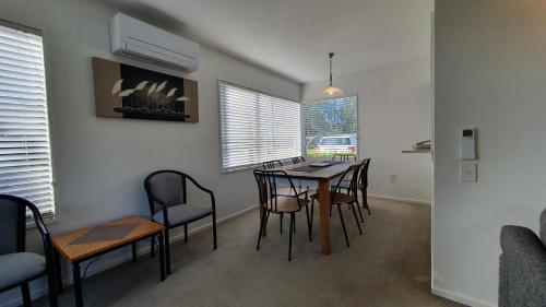 المرافق, Airways Motel in Russley