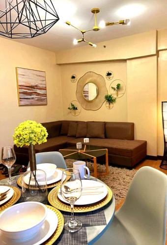 The Lancris Residences, 2 Bedrooms, Bathroom, Living room, Kitchen and Community Pool, Manila