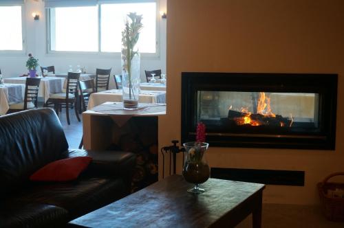 Logis Hotel Le Col De L'ange - image 14