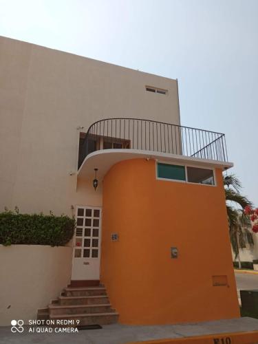 Casa en Renta, RESIDENCIAL OASIS 1,DE XOCHITEPEC, MORELOS. in Xochitepec, Mexico