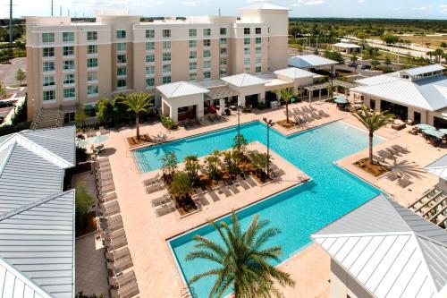 Photo - TownePlace Suites Orlando at FLAMINGO CROSSINGS® Town Center/Western Entrance