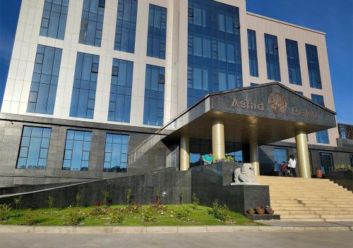 . Ashid Bekhi Hotel