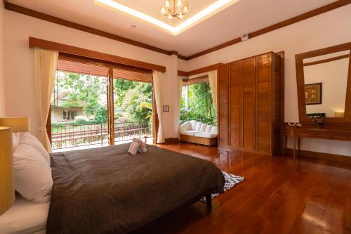 CHAYANA RESORT near Rongphayaban Songsoem Sukkhaphap Chumchon