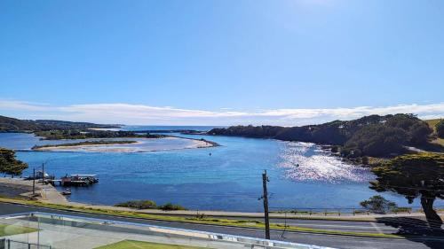 B&B Narooma - Sapphire Waters Unit 5 - Bed and Breakfast Narooma