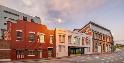 The Old Woolstore Apartment Hotel - Accommodation - Hobart