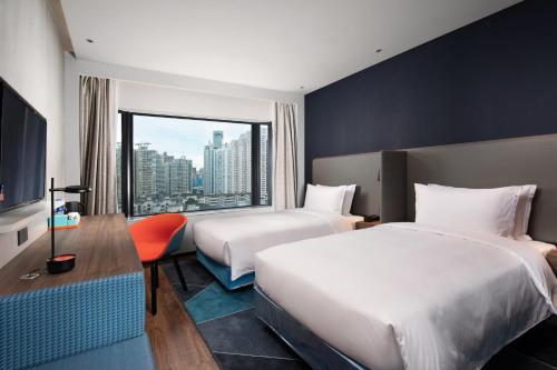 Holiday Inn Express Shenzhen Dongmen, an IHG Hotel