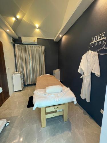 Skeyndor Health & Resort - 마사지