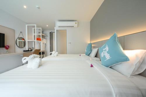 Tour De Phuket Hotel - SHA Plus