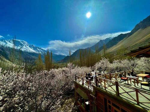 Exterior view of The 2 Magpies, Hunza