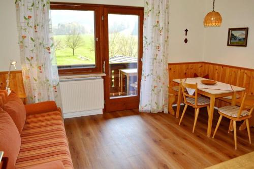 One-Bedroom Apartment with Balcony
